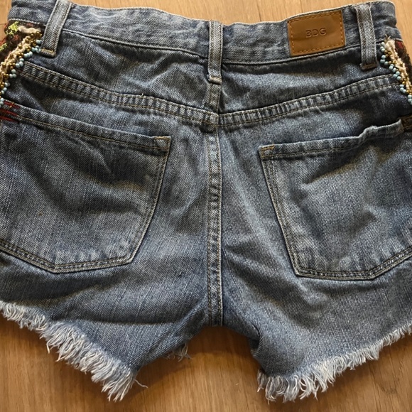 BDG shorts - Picture 2 of 3